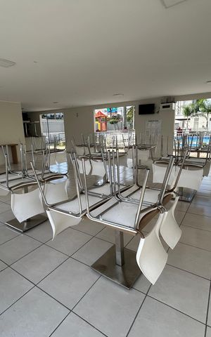 Apartamento para alugar com 41m², 2 quartos e sem vagaÁrea comum - Salão de festas