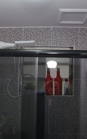 Apartamento à venda com 54m², 2 quartos e 1 vaga Apartamento à venda com 54m², 2 quartos e 1 vagaBanheiro