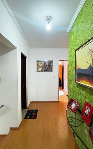 Casa para alugar com 280m², 4 quartos e 5 vagas Casa para alugar com 280m², 4 quartos e 5 vagasCorredor