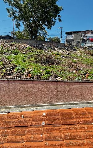 Casa para alugar com 280m², 4 quartos e 5 vagas Casa para alugar com 280m², 4 quartos e 5 vagasQuarto 2 Vista