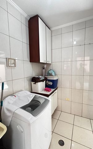 Casa para alugar com 280m², 4 quartos e 5 vagas Casa para alugar com 280m², 4 quartos e 5 vagasÁrea de Serviço
