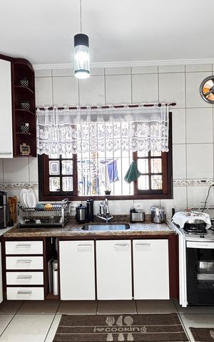 Casa para alugar com 280m², 4 quartos e 5 vagas Casa para alugar com 280m², 4 quartos e 5 vagasSala de Jantar - Cozinha