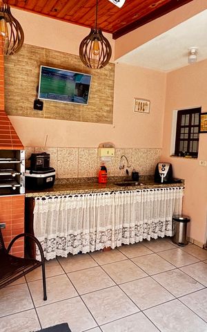 Casa para alugar com 280m², 4 quartos e 5 vagas Casa para alugar com 280m², 4 quartos e 5 vagasQuintal