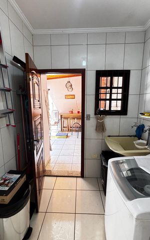 Casa para alugar com 280m², 4 quartos e 5 vagas Casa para alugar com 280m², 4 quartos e 5 vagasÁrea de Serviço