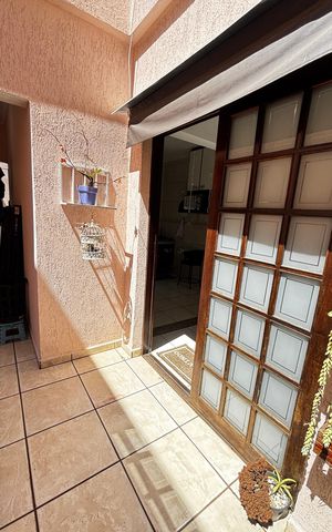 Casa para alugar com 280m², 4 quartos e 5 vagas Casa para alugar com 280m², 4 quartos e 5 vagasQuintal