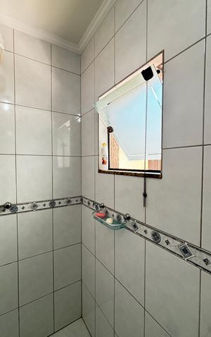 Casa para alugar com 280m², 4 quartos e 5 vagas Casa para alugar com 280m², 4 quartos e 5 vagasBanheiro