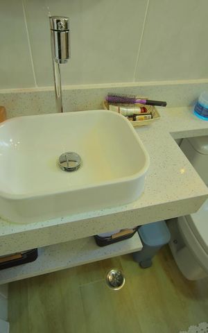 Apartamento à venda com 62m², 2 quartos e 2 vagasBanheiro 