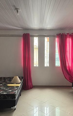 Casa para alugar com 260m², 7 quartos e sem vaga Casa para alugar com 260m², 7 quartos e sem vagaQuarto 2
