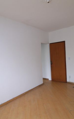 Apartamento para alugar com 57m², 2 quartos e 1 vagaSala