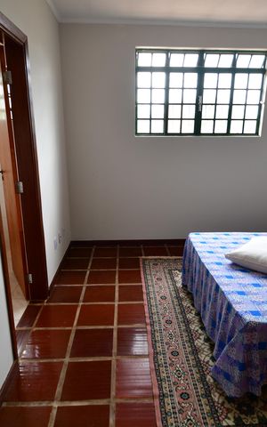 Casa para alugar com 360m², 6 quartos e 3 vagasQuarto 3 - Suíte