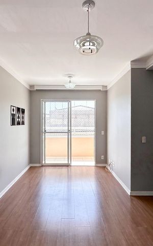 Apartamento à venda com 56m², 2 quartos e 1 vaga Apartamento à venda com 56m², 2 quartos e 1 vagaSala