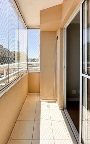 Apartamento à venda com 56m², 2 quartos e 1 vaga Apartamento à venda com 56m², 2 quartos e 1 vagaSacada