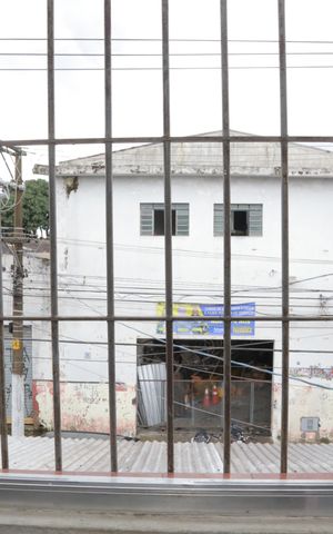Casa à venda com 130m², 1 quarto e sem vaga Casa à venda com 130m², 1 quarto e sem vagaVista da janela do quarto