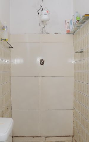 Casa à venda com 130m², 1 quarto e sem vaga Casa à venda com 130m², 1 quarto e sem vagaBanheiro