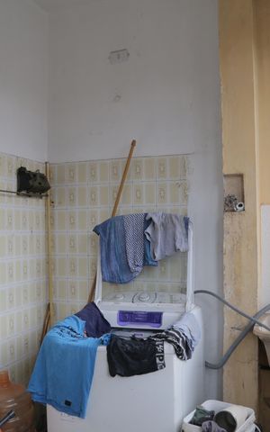 Casa à venda com 130m², 1 quarto e sem vaga Casa à venda com 130m², 1 quarto e sem vagaLavanderia