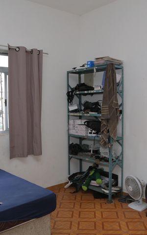 Casa à venda com 130m², 1 quarto e sem vaga Casa à venda com 130m², 1 quarto e sem vagaQuarto