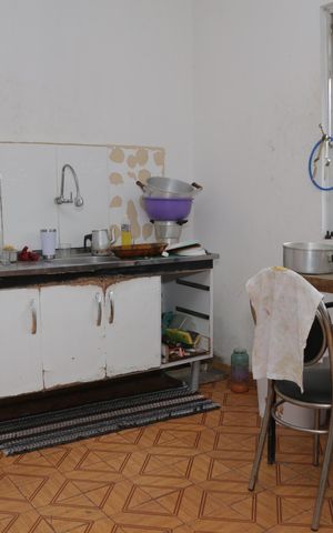 Casa à venda com 130m², 1 quarto e sem vaga Casa à venda com 130m², 1 quarto e sem vagaCozinha