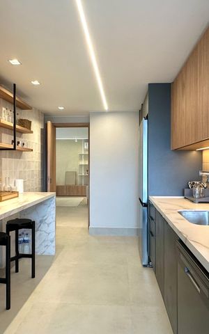 Apartamento à venda com 155m², 3 quartos e 2 vagas Apartamento à venda com 155m², 3 quartos e 2 vagasCozinha