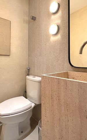 Apartamento à venda com 155m², 3 quartos e 2 vagas Apartamento à venda com 155m², 3 quartos e 2 vagasLavabo