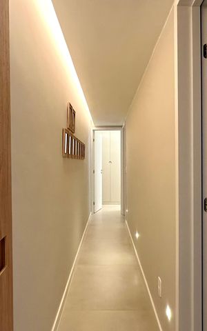 Apartamento à venda com 155m², 3 quartos e 2 vagas Apartamento à venda com 155m², 3 quartos e 2 vagasCorredor
