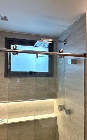Apartamento à venda com 155m², 3 quartos e 2 vagas Apartamento à venda com 155m², 3 quartos e 2 vagasBanheiro Suíte