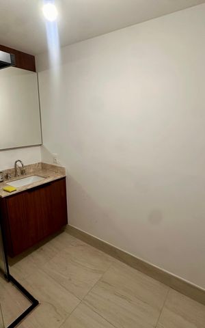 Studio à venda com 31m², 1 quarto e sem vaga Studio à venda com 31m², 1 quarto e sem vagaBanheiro