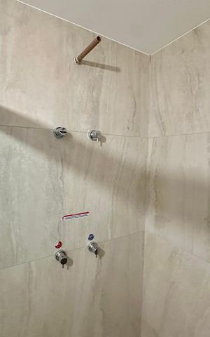 Studio à venda com 31m², 1 quarto e sem vaga Studio à venda com 31m², 1 quarto e sem vagaBanheiro