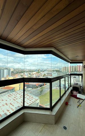Apartamento para alugar com 185m², 4 quartos e 3 vagas Apartamento para alugar com 185m², 4 quartos e 3 vagasSala Sacada
