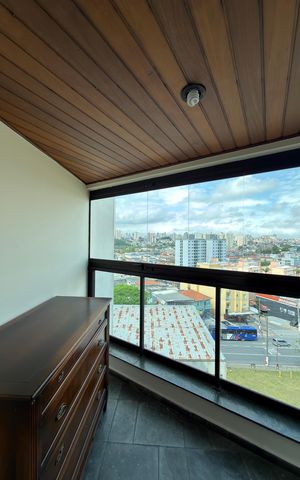 Apartamento para alugar com 185m², 4 quartos e 3 vagas Apartamento para alugar com 185m², 4 quartos e 3 vagasQuarto 1 - Suíte Sacada
