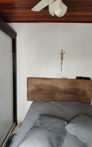 Casa à venda com 197m², 6 quartos e 2 vagas