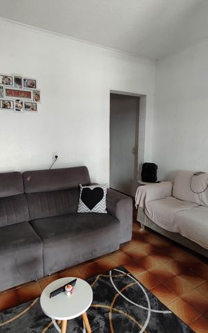 Casa à venda com 197m², 6 quartos e 2 vagas