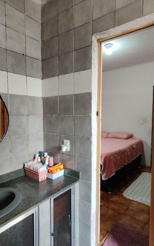 Casa à venda com 197m², 6 quartos e 2 vagas