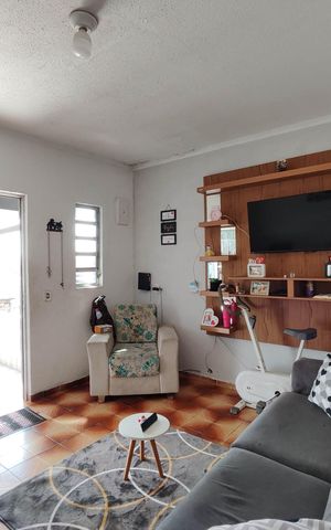 Casa à venda com 197m², 6 quartos e 2 vagas