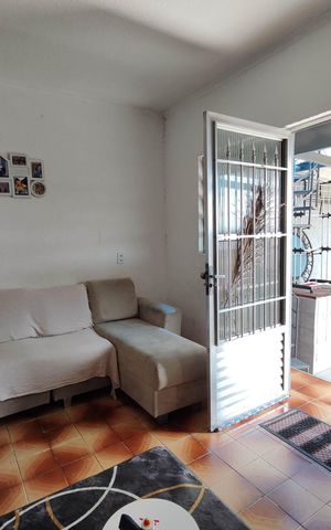 Casa à venda com 197m², 6 quartos e 2 vagas