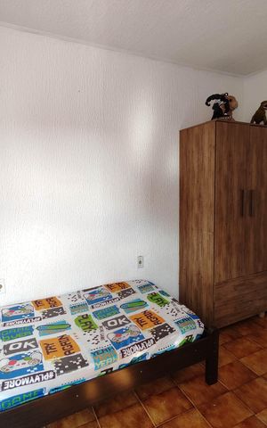 Casa à venda com 197m², 6 quartos e 2 vagas