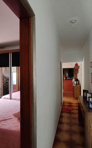 Casa à venda com 197m², 6 quartos e 2 vagas