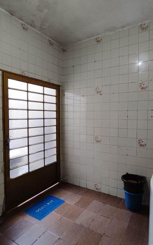Casa à venda com 197m², 6 quartos e 2 vagas