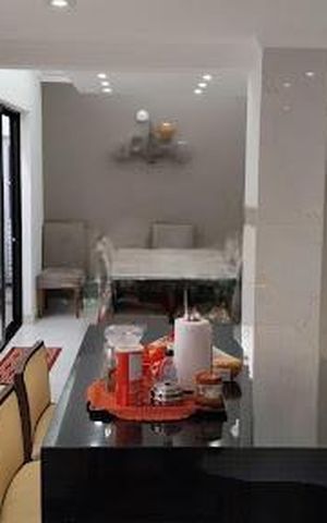 Casa à venda com 179m², 3 quartos e sem vaga