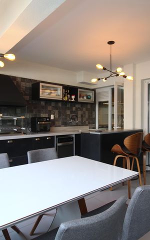 Apartamento à venda com 67m², 1 quarto e 2 vagasVaranda