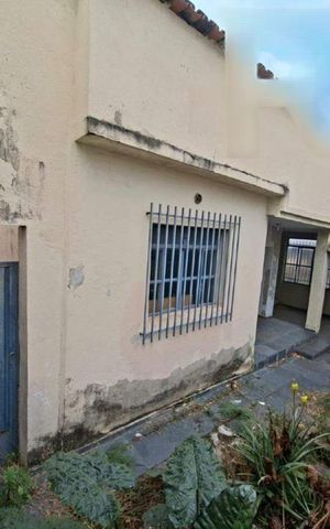Casa à venda com 153m², 4 quartos e 2 vagas