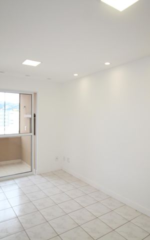 Apartamento para alugar com 61m², 2 quartos e 1 vagaSala