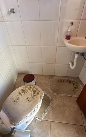 Casa à venda com 310m², 3 quartos e 10 vagas Casa à venda com 310m², 3 quartos e 10 vagasBanheiro - churrasqueira