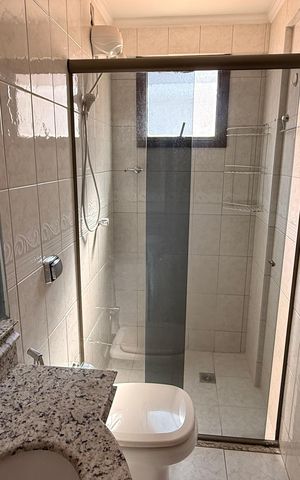 Apartamento à venda com 138m², 5 quartos e 2 vagasBanheiro da Suíte