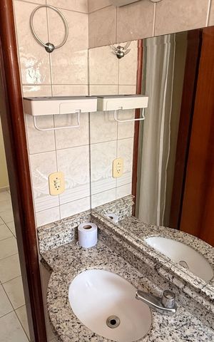 Apartamento à venda com 138m², 5 quartos e 2 vagasBanheiro da Suíte