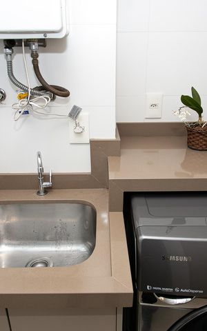 Apartamento à venda com 132m², 3 quartos e 2 vagas Apartamento à venda com 132m², 3 quartos e 2 vagasÁrea de Serviço