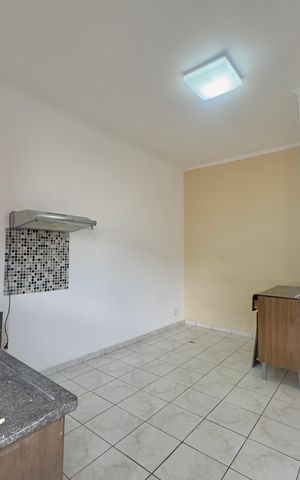 Casa para alugar com 90m², 2 quartos e sem vaga Casa para alugar com 90m², 2 quartos e sem vagaCozinha