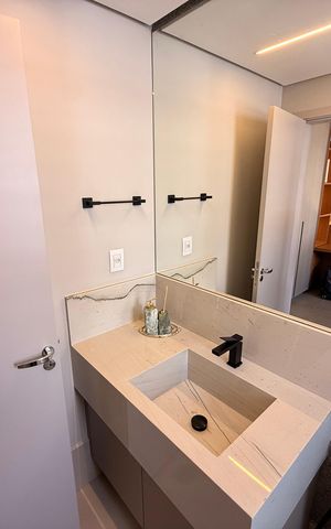 Apartamento à venda com 137m², 3 quartos e 2 vagasBanheiro da Suíte 1