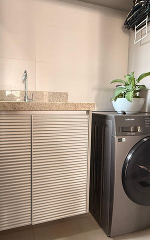 Apartamento à venda com 137m², 3 quartos e 2 vagasÁrea de Serviço