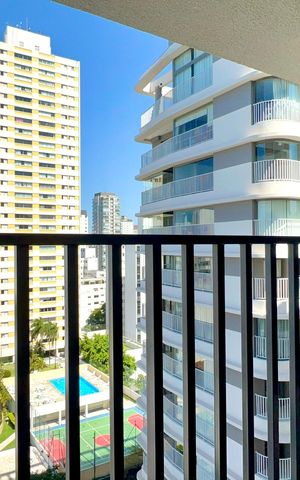Studio para alugar com 24m², 1 quarto e sem vaga Studio para alugar com 24m², 1 quarto e sem vagaVaranda