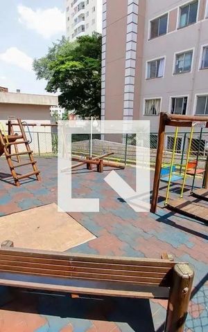 Apartamento para alugar com 48m², 2 quartos e 1 vaga Apartamento para alugar com 48m², 2 quartos e 1 vagaÁrea comum - Playground